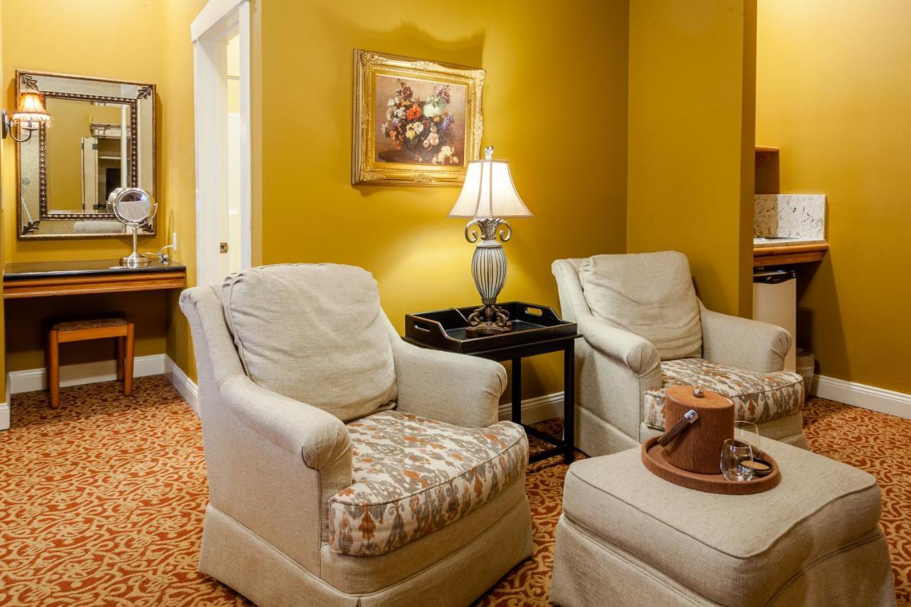 The Inn At Leola Village, A Historic Hotel Of America Exteriör bild